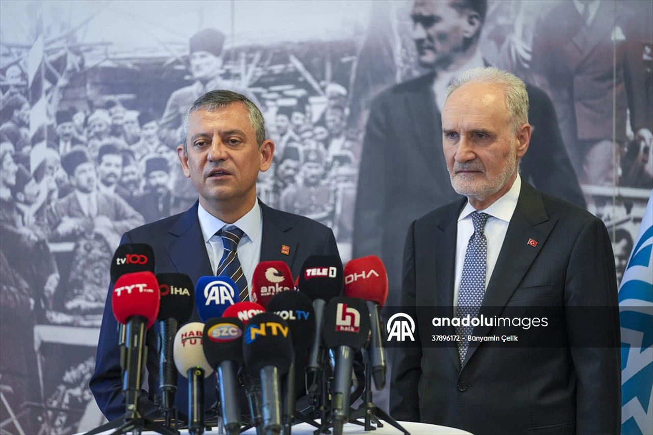 Özgür Özel: Türkiye’nin çıkışı demokraside ve hukukta