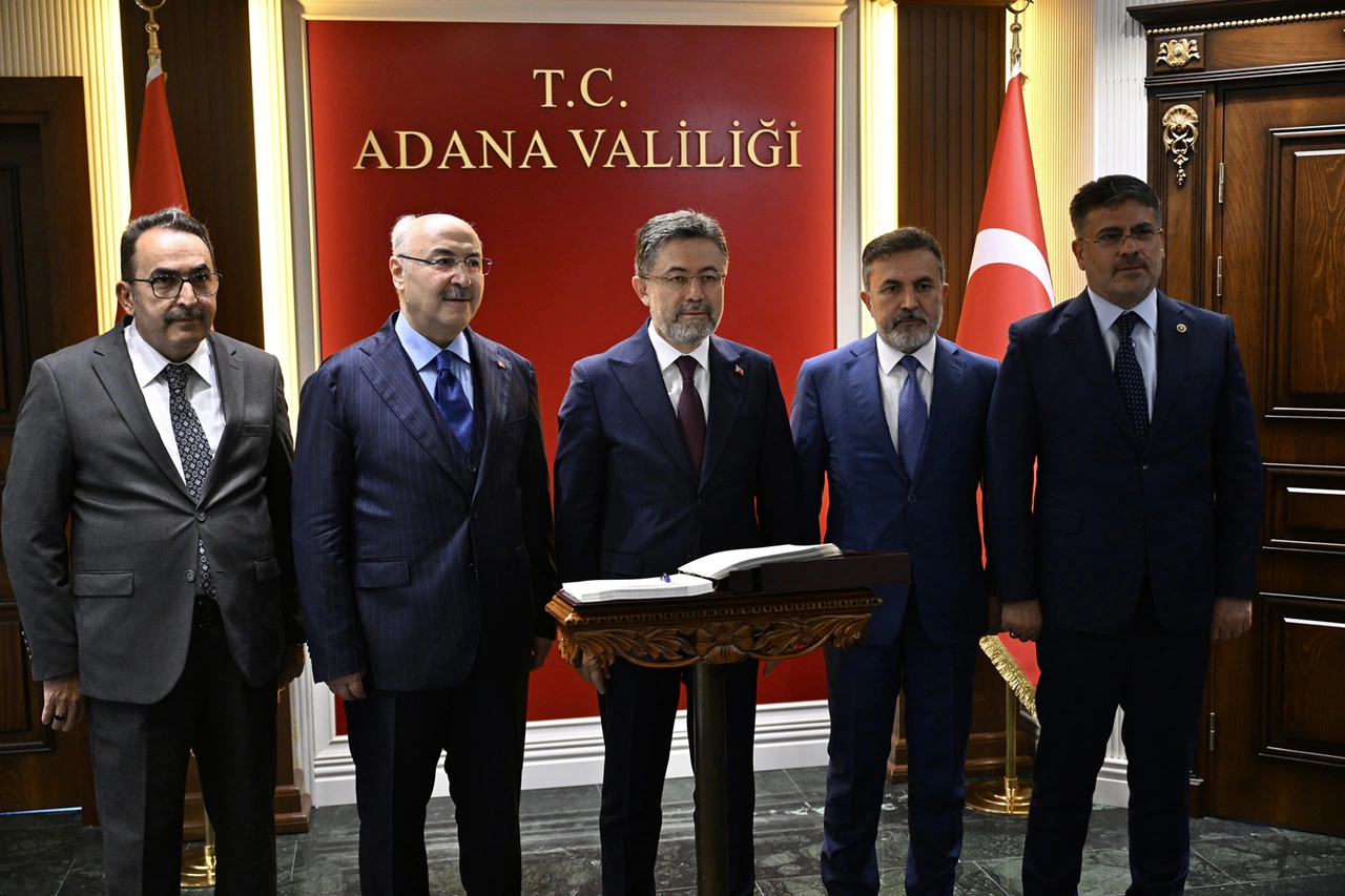 Tarım Bakanı Yumaklı’dan Adana’da temaslar