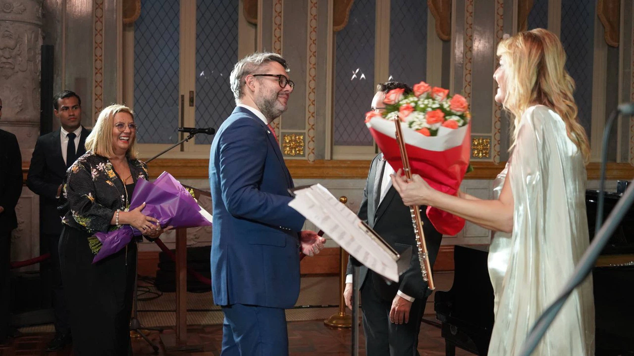 Türk sanatçı Bayramoğulları Kosta Rika’da sahne aldı