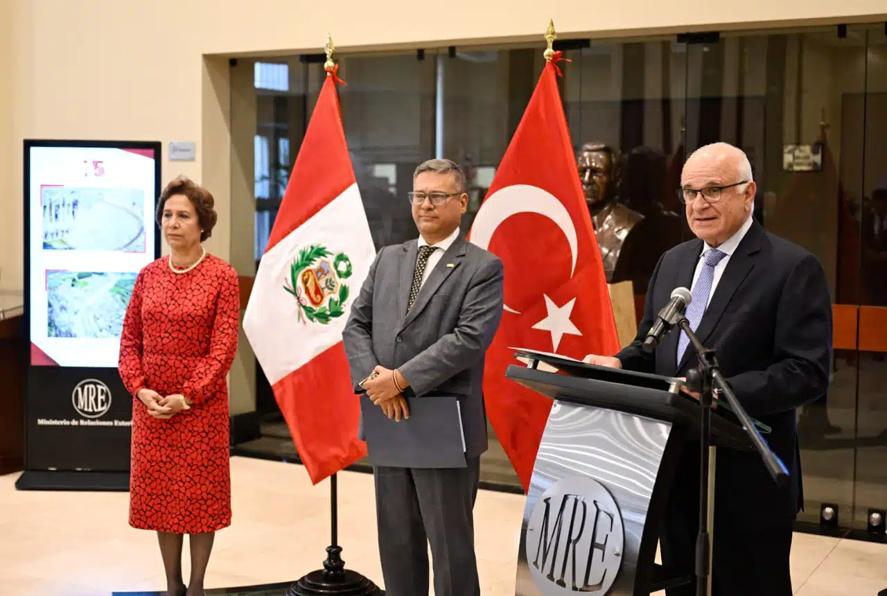 Türkiye ile Peru arasında diplomatik ilişkilerde 75. yıl kutlandı