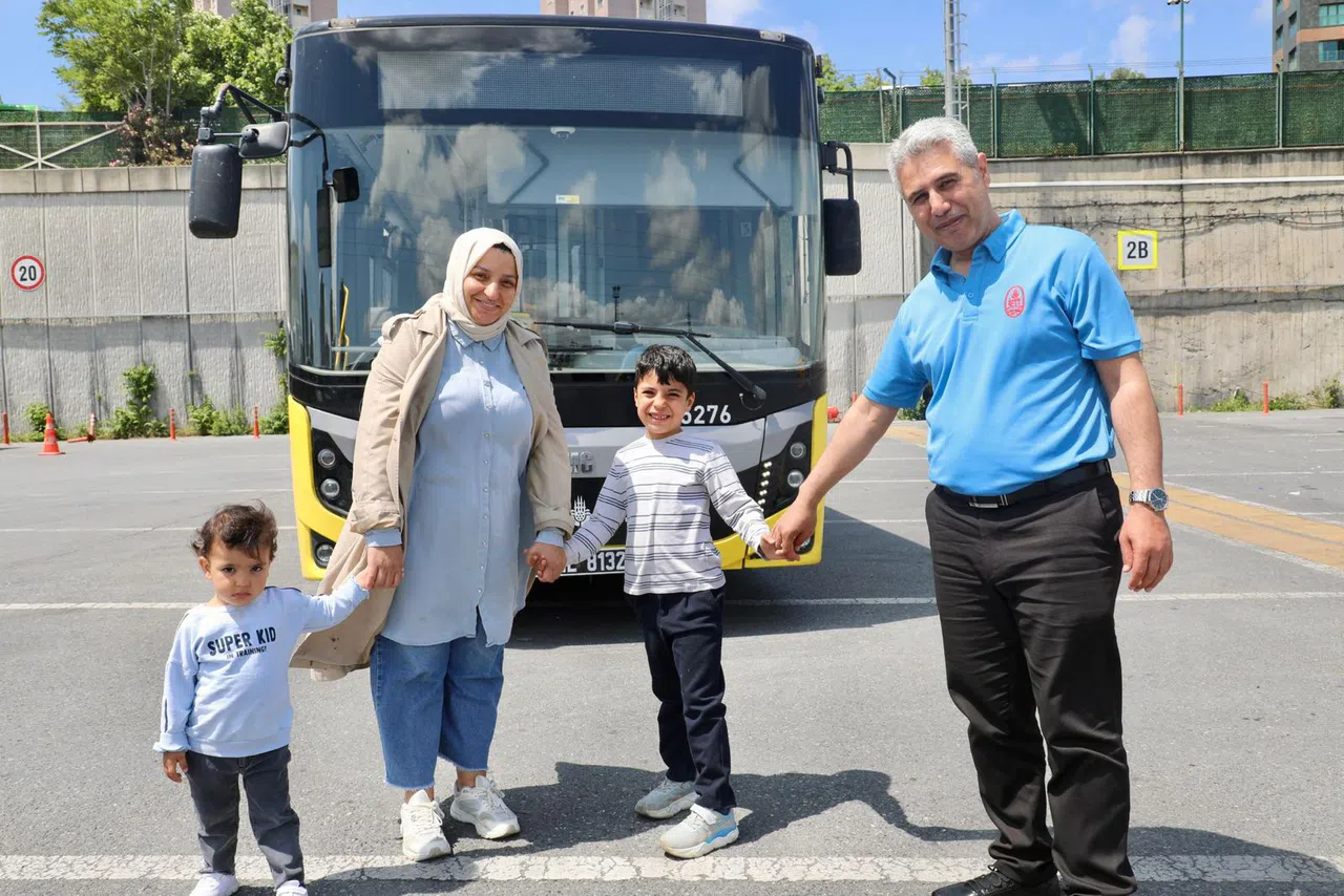 Başakşehir’de iki küçük kardeşi otobüs şoförü kurtardı