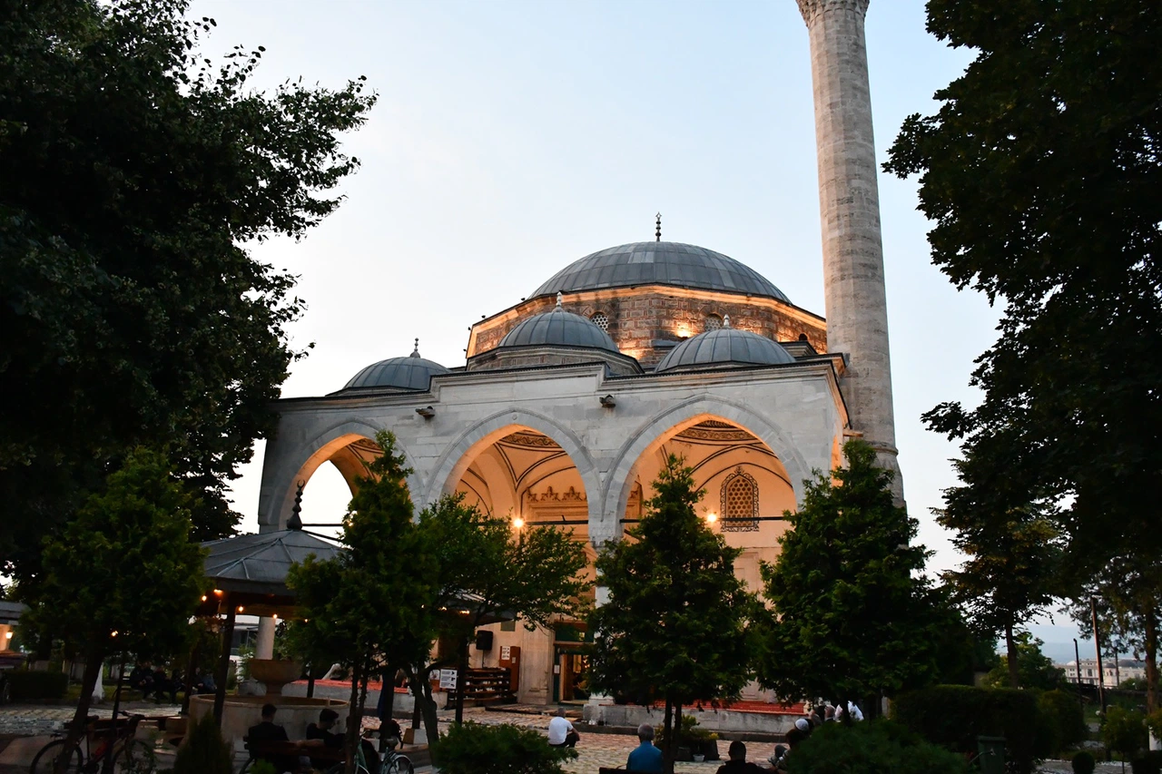 Kurban Bayramı sevinci Balkan şehirlerinde yankılandı