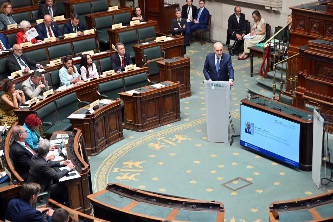 NATO Parlamento Başkanları Zirvesi Brüksel’de başladı