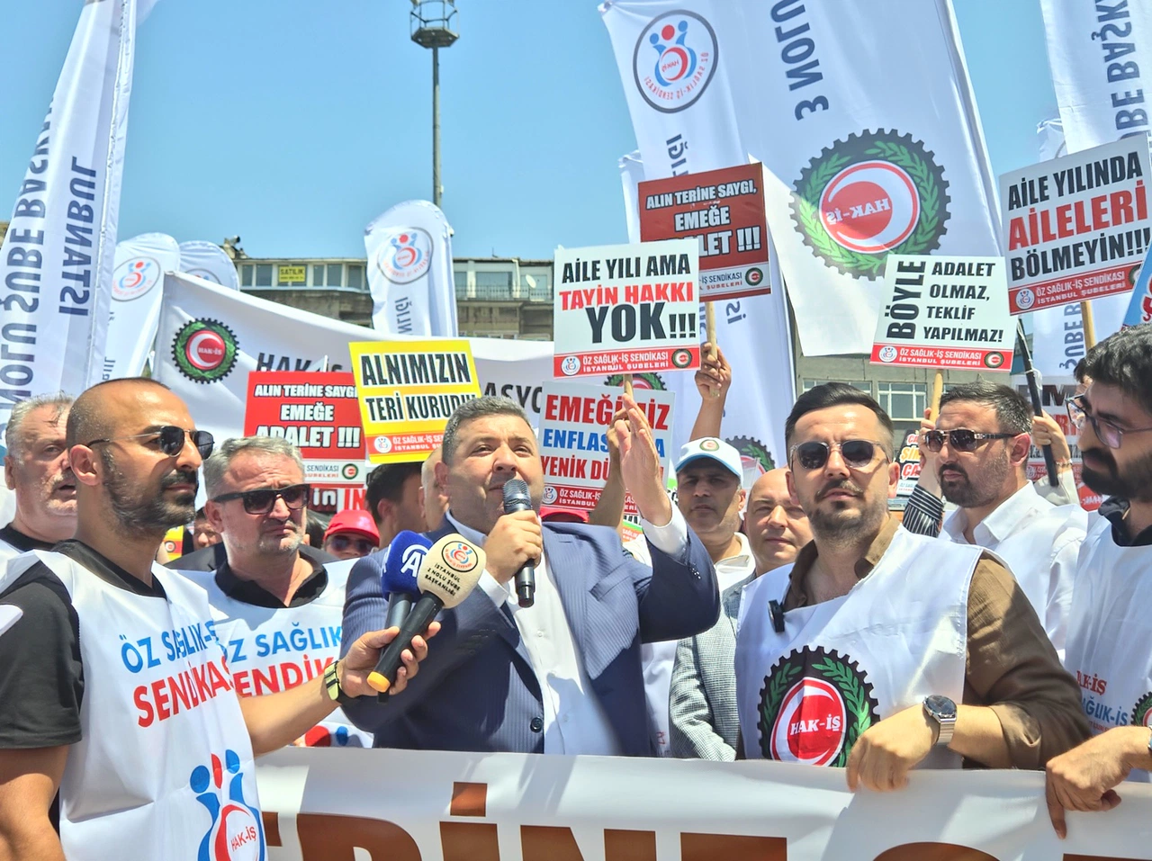 Kamu işçileri protokol sürecine tepki gösterdi