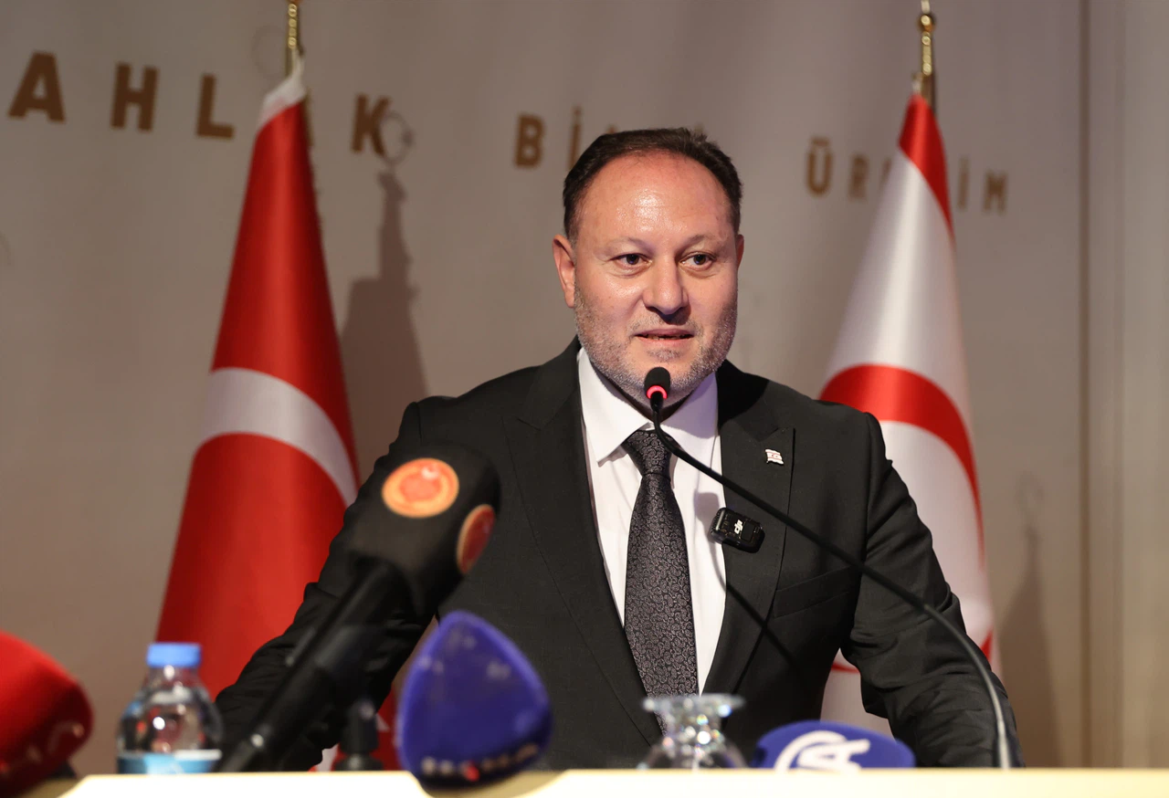 KKTC Meclis Başkanı Öztürkler: Filistin halkının yanındayız