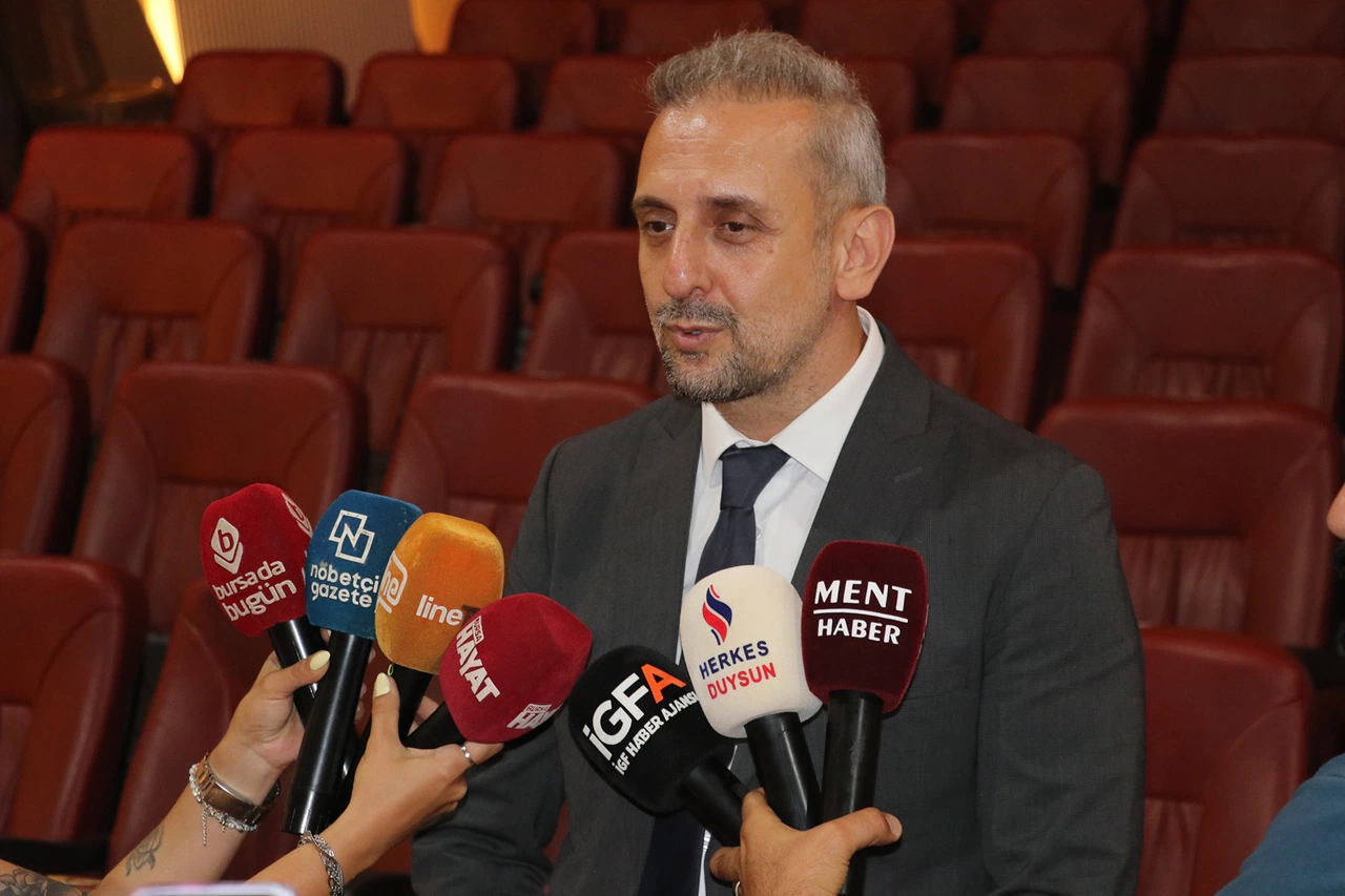 Bursa Devlet Tiyatrosu sezonu seyirci rekoruyla kapattı