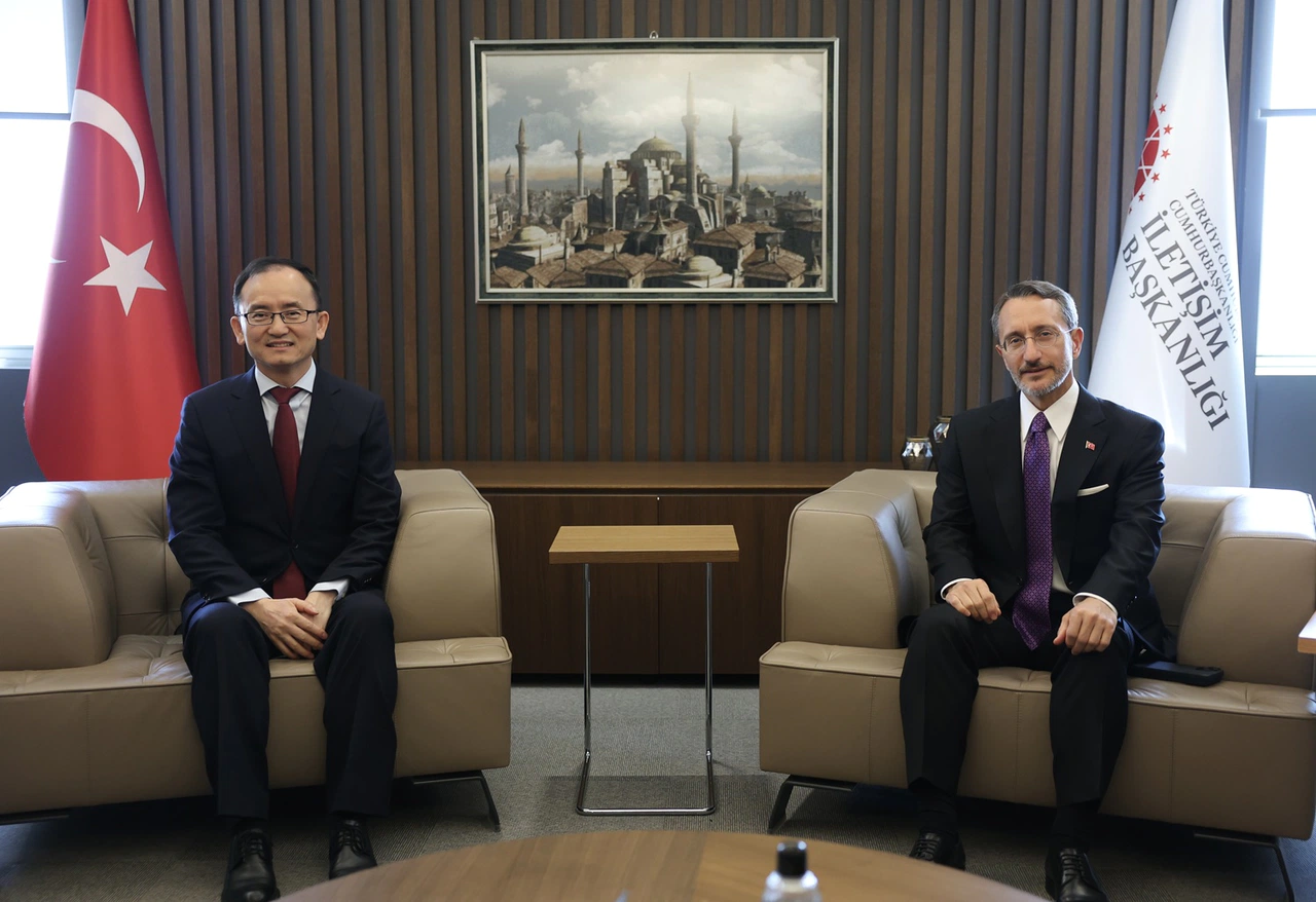 Altun: Hakikati esas alan küresel medya düzeni şart