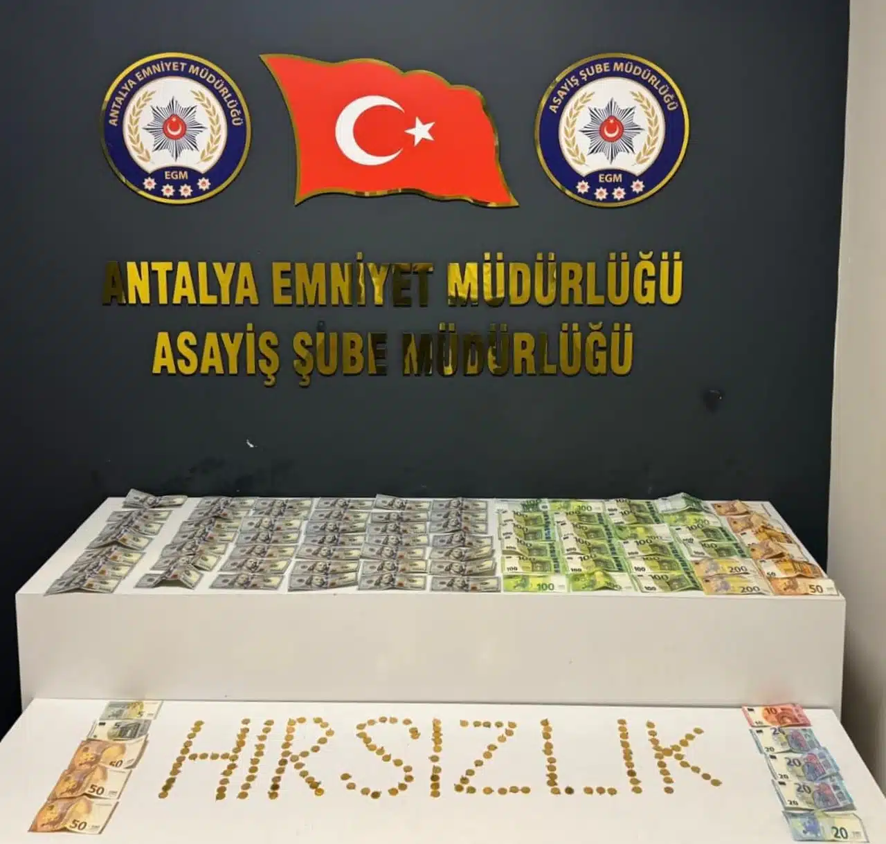 Antalya’da evden hırsızlık yapan zanlılardan biri tutuklandı