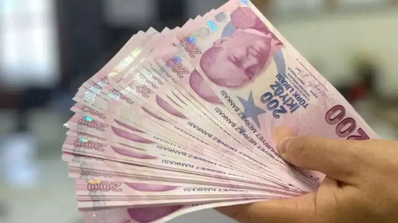 Emekli Olup Çalışanlara Şok! Maaş Kesintisi Yolda