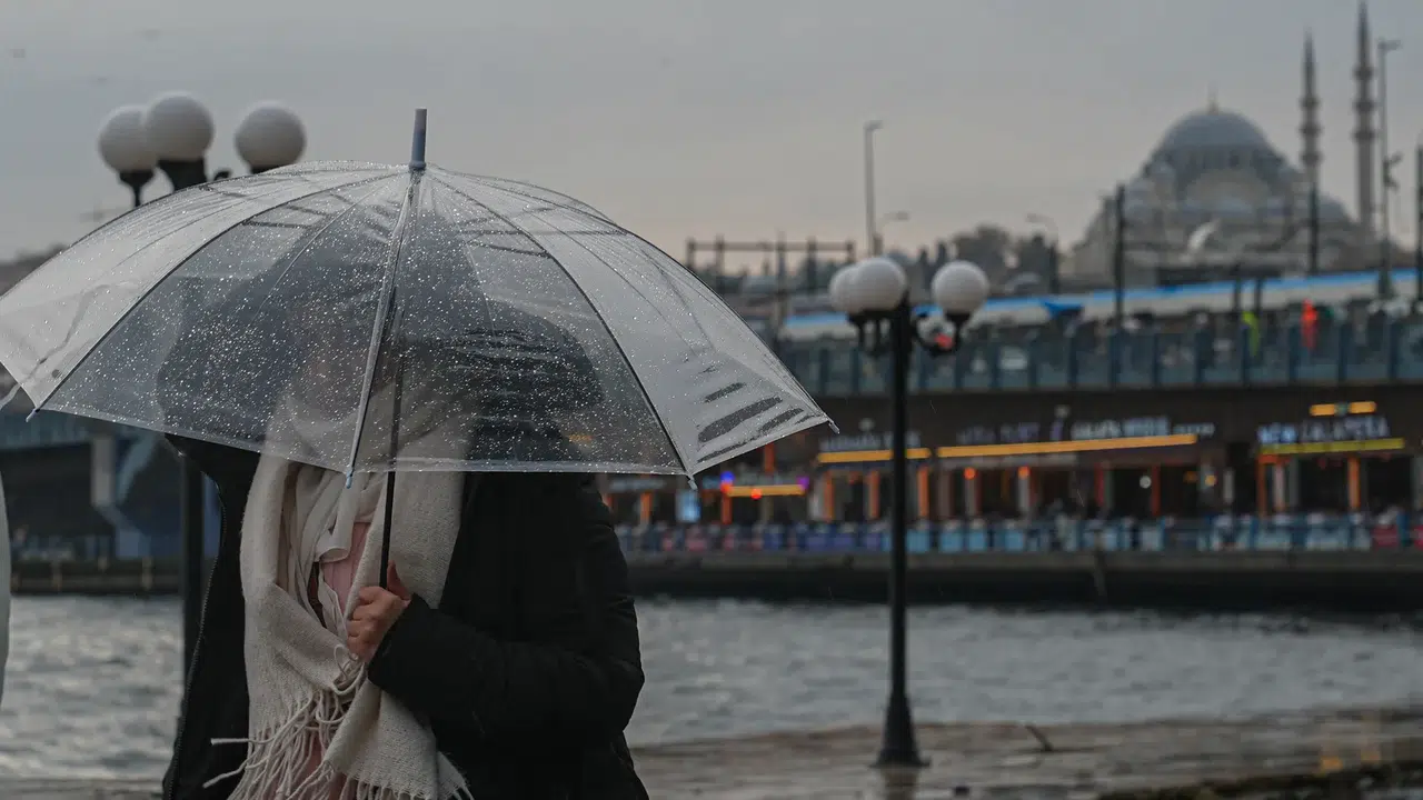 Ülke Genelinde Beklenen Yağışlar İçin Uyarılar Yapıldı