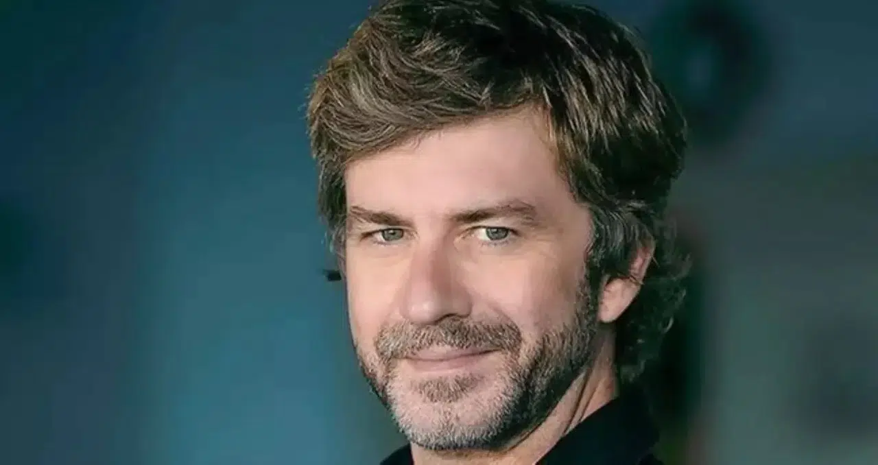 Tan Sağtürk Kimdir? Bez Bebek Dizisinin Hakan'ı Tan Sağtürk Kaç Yaşında, Nereli, Kariyeri?