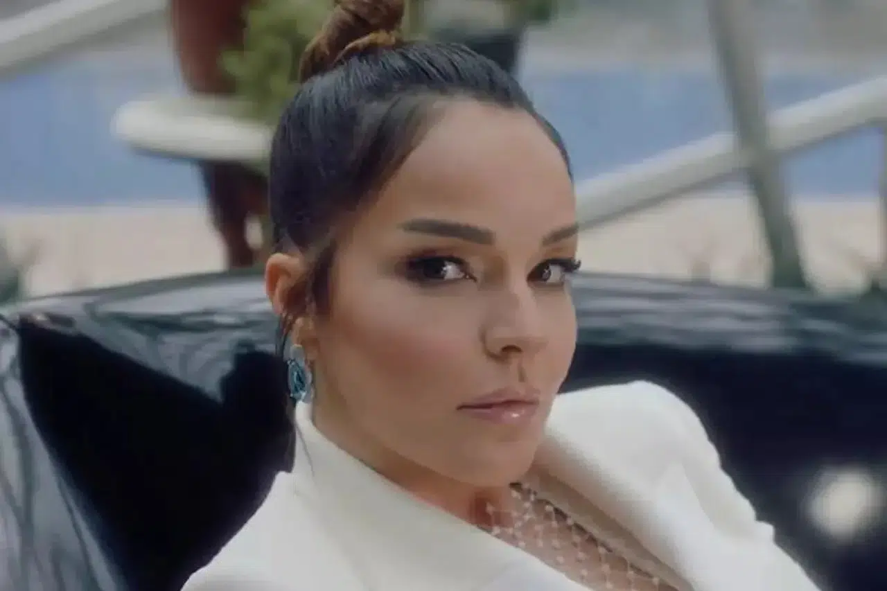 Bengü'nün Kalp Emojili Paylaşımı Sosyal Medyada Gündem Oldu