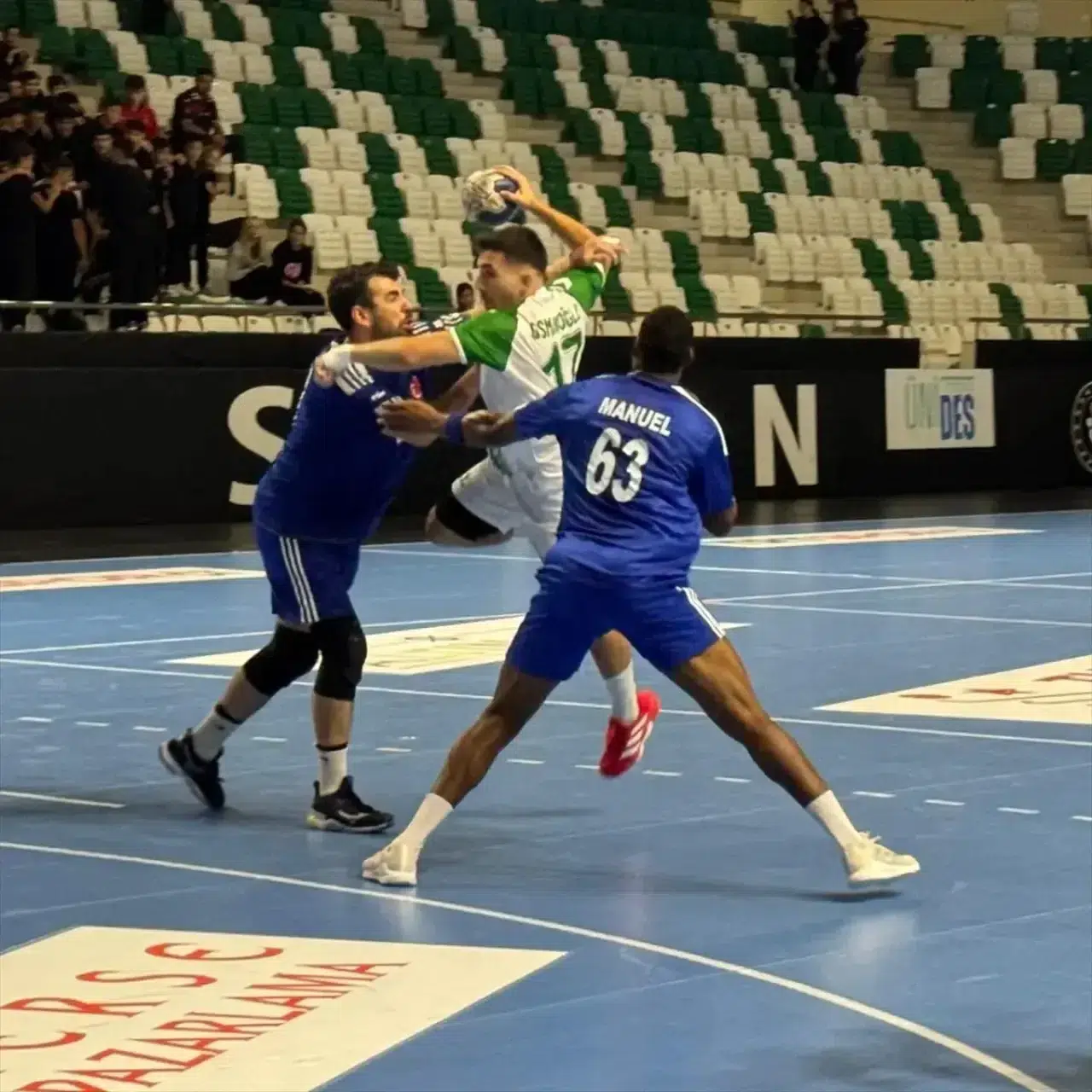 Depsaj Enerji, Giresunspor'u Zorlu Bir Mücadelede 21-20 Yenerek Galip Geldi