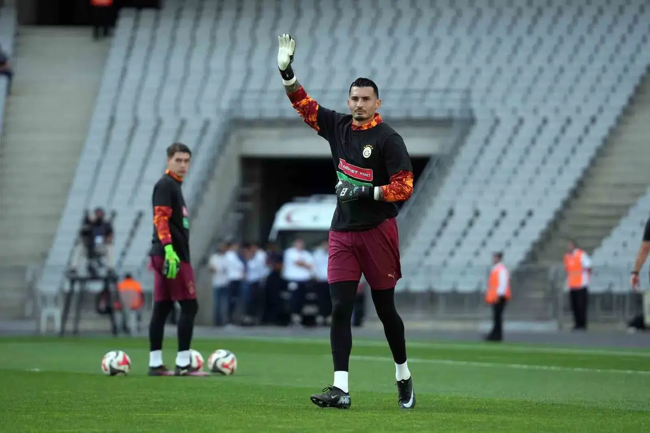 Galatasaray'da Üç Oyuncu Değişikliği