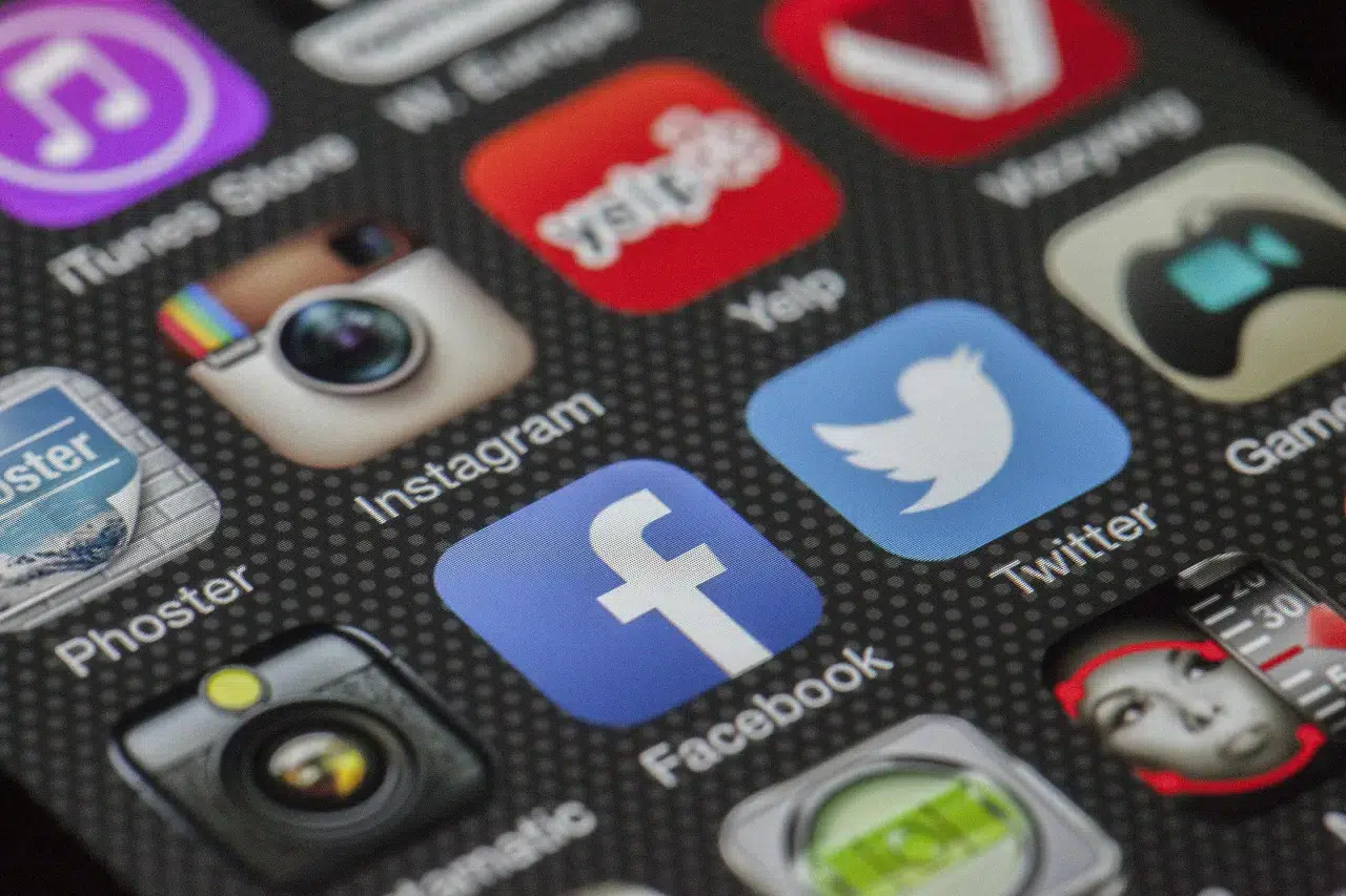 Facebook’ta Erişim Sorunu: 8 Eylül 2025’te Türkiye’de Kullanıcılar Platforma Giremedi