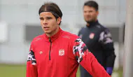 Sivasspor'un Orta Saha Oyuncusu Charisis, Sivas'ta En Çok Vergi Veren İkinci İsim Oldu