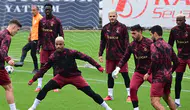 Galatasaray, Liverpool Maçı Öncesinde Victor Osimhen ile Görüştü