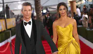 Hollywood Yıldızı Matthew McConaughey'den Mutlu Evliliğin Sırrı: Yatakları Küçültün