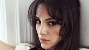 Dilin Döğer ve Atakan Özkaya'nın Aşkı Resmi Olarak Açıklandı mı?