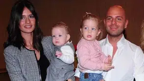 Yasemin Ergene Kızlarıyla Paris'te Büyüleyici Bir Gezi Gerçekleştirdi