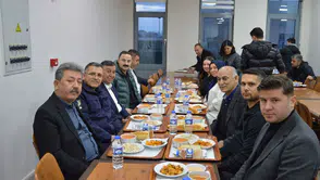 Havza Kaymakamı Ayvat, KYK Yurdunda Öğrencilerle İftar Programı Düzenledi Mi?