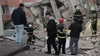 Kocaeli Gebze'de 6 Katlı Bina Çöktü, Arama-Kurtarma Çalışmaları Devam Ediyor