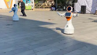 Zeybek Oynayan Robotlar Bilim Şenliği’nde Yoğun İlgi Gördü