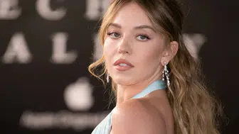 Sydney Sweeney'nin Cesur Elbise Tercihi Tartışmalara Neden Oldu