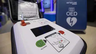 Hayat Kurtaran Yönetmelik Yürürlüğe Girdi: AVM, Stadyum ve İş Yerlerinde 'Şok Cihazı' Zorunluluğu