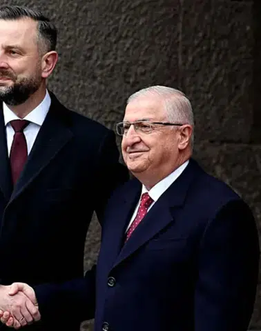 Bakan Güler, Polonyalı Mevkidaşı ile Görüştü