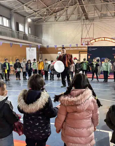 Maarifin Kalbinde Ramazan Programı Zonguldak'ta Öğrencilerle Buluştu