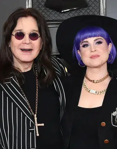 Kelly Osbourne, Babası Ozzy’nin Vefatının Ardından Yaşadığı Süreci Duyurdu