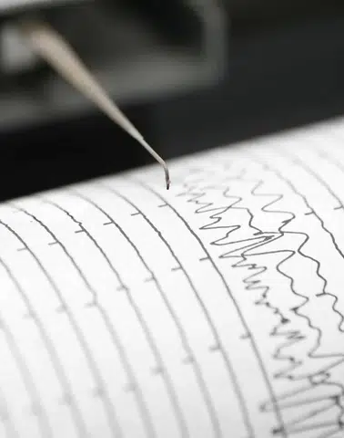 Karadeniz'de 4.3 Büyüklüğünde Deprem Gerçekleşti Mi?