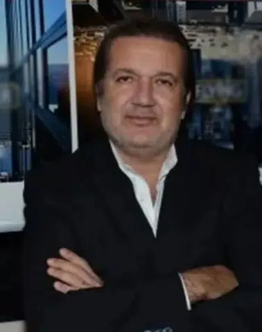 Reklam Dünyasında Bir Dönemin Kapanışı: Alinur Velidedeoğlu Hayatını Kaybetti