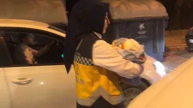 Vicdansızlar yeni doğan bebeği poşetle çöpe attı