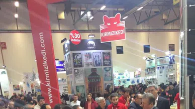 Sabahattin Önkibar’a saldırdılar