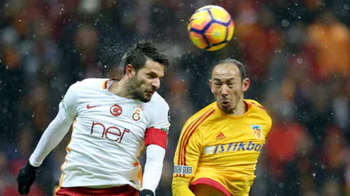 Galatasaray'da tecrübeli isim futbola veda ediyor