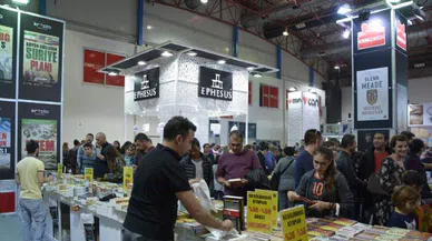 Mersin kitap fuarı okuyucu rekoru kırdı