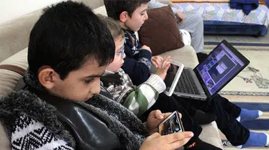 Cep Telefonlarının Çocuklar Üzerindeki Kötü Etkileri