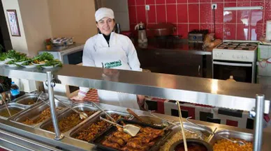 Ucuz yemekle karnımızı doyuruyoruz