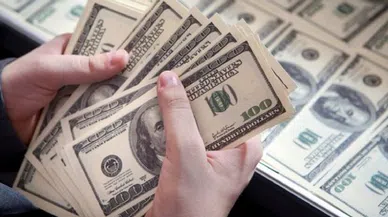 Dolar 4 TL’yi aştı. Yurt içi piyasa tedirgin