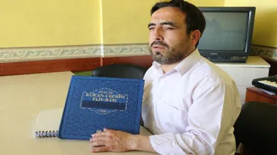 Gözleri görmüyor ama 2 günde Kuran’ı öğrendi