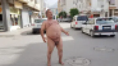 Eşi tarafından aldatılan adam çırılçıplak sokağa çıktı
