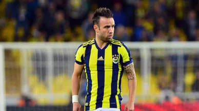 Fenerbahçe'de bir yıldızın daha ismi çizildi