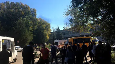 Okulda patlama meydana geldi çok sayıda ölü ve yaralı var