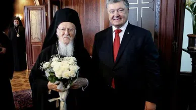 Devlet gibi davranan Fener Patriği, Ukrayna ile resmi anlaşma imzaladı