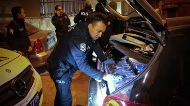 Sarhoş sürücünün bagajından çıkanlar polisi şoke etti