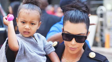 Kim Kardashian 5 yaşındaki kızına photoshop yaptı