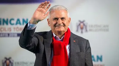 Binali Yıldırım kimdir kaç yaşında aslen nerelidir? Binali Yıldırım hangi görevlerde bulundu?
