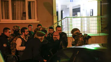 Tartıştığı sevgilisini vurduktan sonra rehin aldı